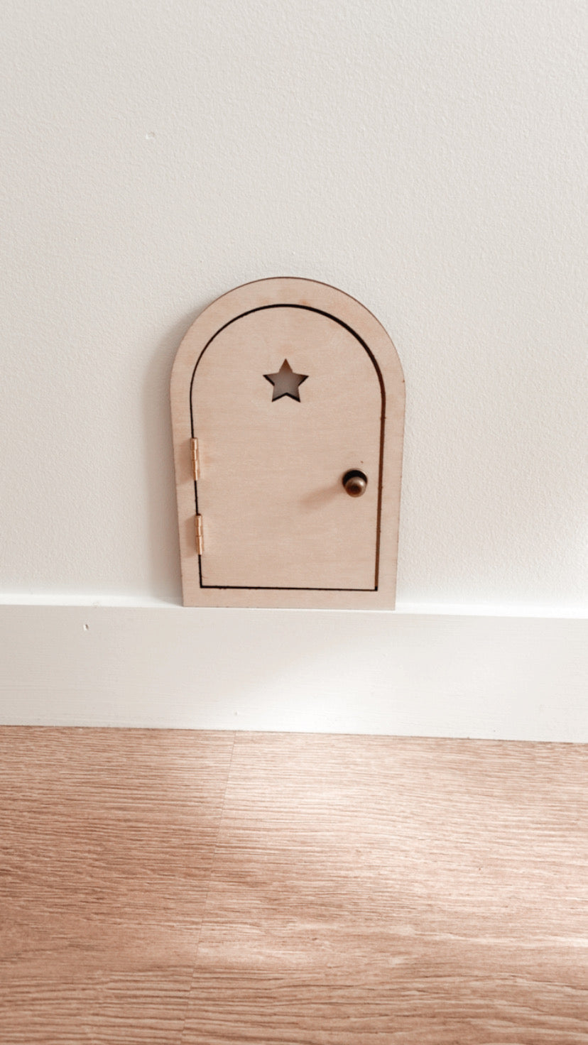 Petite porte magique en bois Fairy Door naturel étoile
